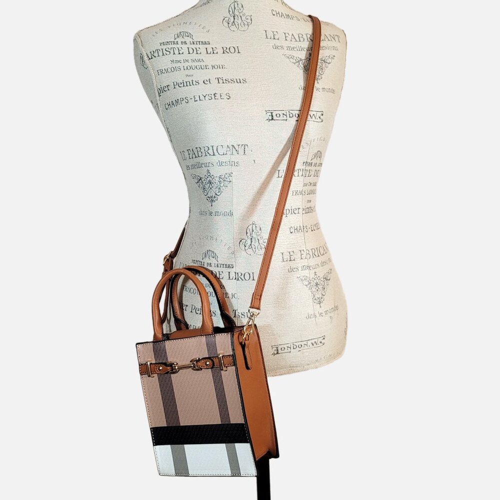 NWOT Plaid Crossbody Tote with Adjustable Strap and Small Coin Purse